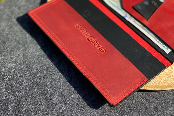 Embossed Leather Bill Holder: Restaurant Check Presenter