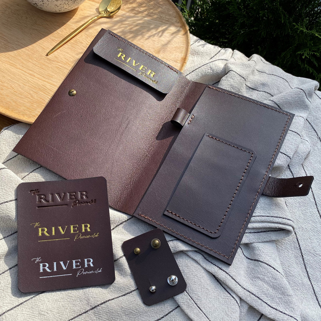 Chocolate Leather Bill Holder: Restaurant Check Presenter