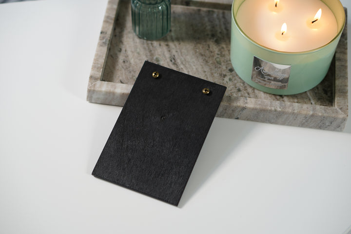 Custom Leather Menu Cover: Wooden Restaurant Menu Holder