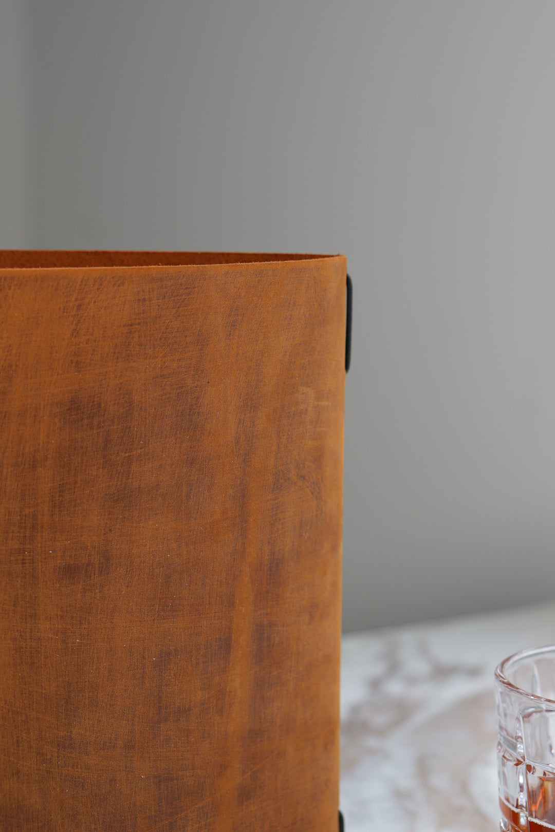 Distressed Leather Restaurant Menu Cover, Personalised Menu Holder, Custom Logo, Embossed Folder, Cafe Bar