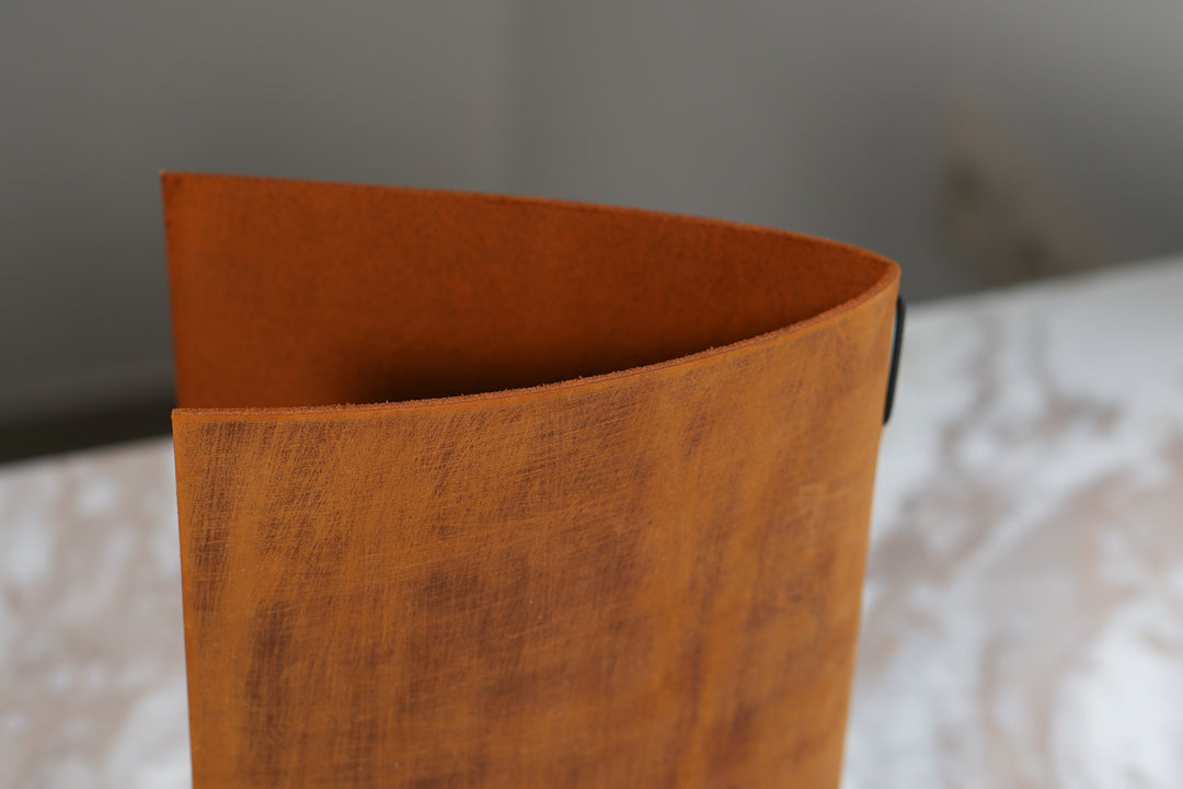 Distressed Leather Restaurant Menu Cover, Personalised Menu Holder, Custom Logo, Embossed Folder, Cafe Bar