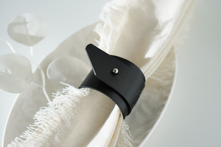 Custom Italian Leather Napkin Rings: Personalized Table Decor