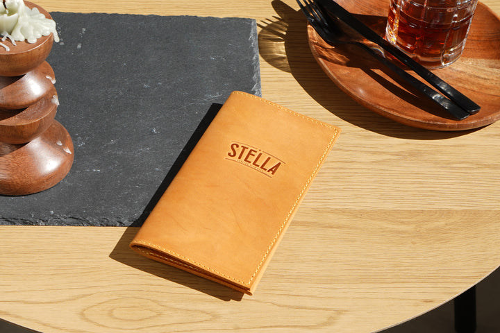 Vintage Leather Check Presenter: Custom Logo Bill Holder for Restaurant & Cafes