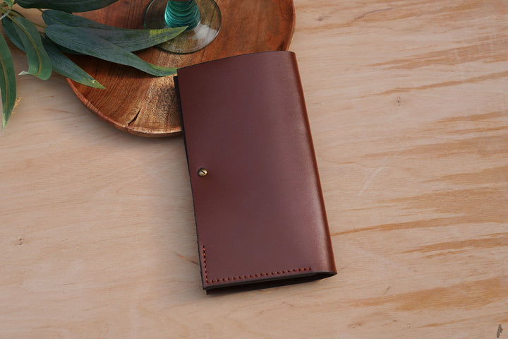 Brown Leather Bill Holder: Embossed Check Presenter for Restaurant