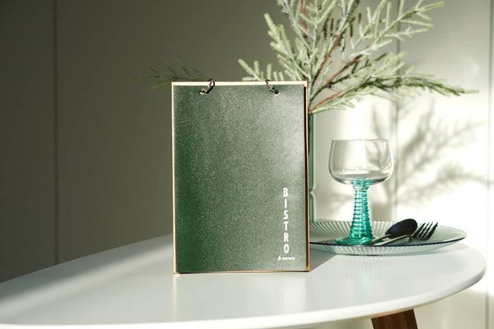 Custom Leather Menu Cover: Wooden Restaurant Menu Holder
