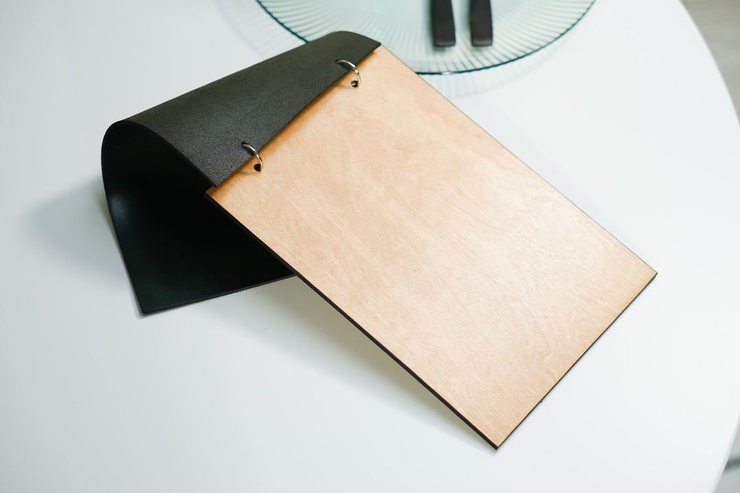 Custom Leather Menu Cover: Wooden Restaurant Menu Holder