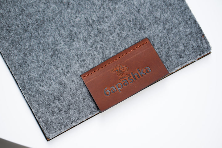 Felt Menu Holder: Leather & Wood Restaurant Menu Cover