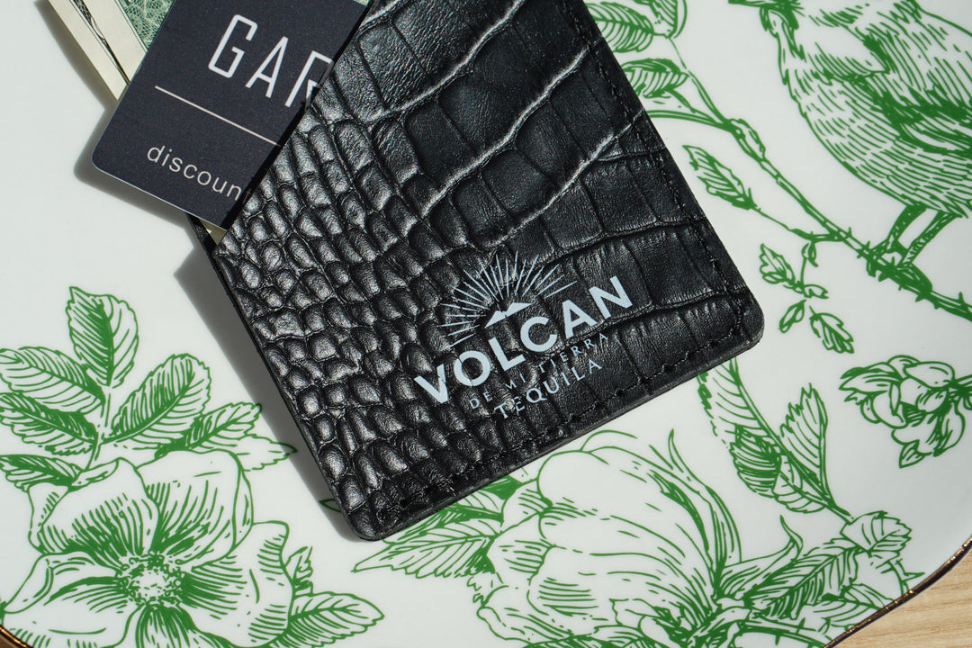 Custom Leather Check Presenter: Restaurant Bill Organizer with Logo