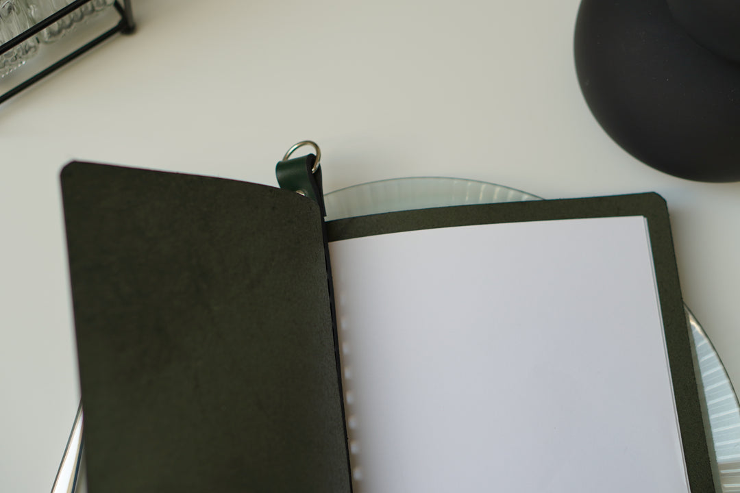 Embossed Leather Menu Cover: Restaurant Bar Menu Holder