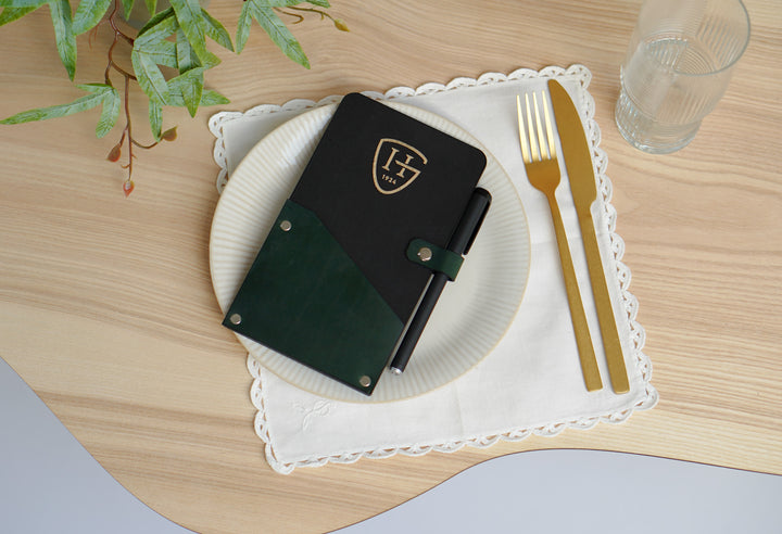 Custom Wood Guest Check Book: Personalized Restaurant Bill Holder