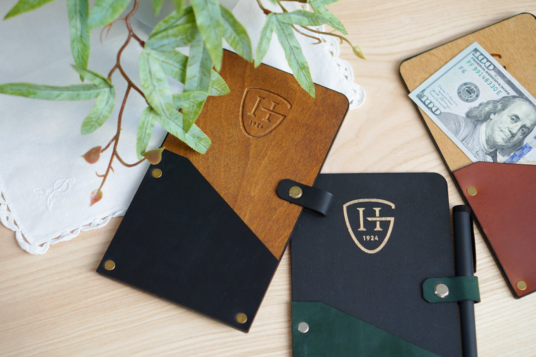 Custom Wood Guest Check Book: Personalized Restaurant Bill Holder