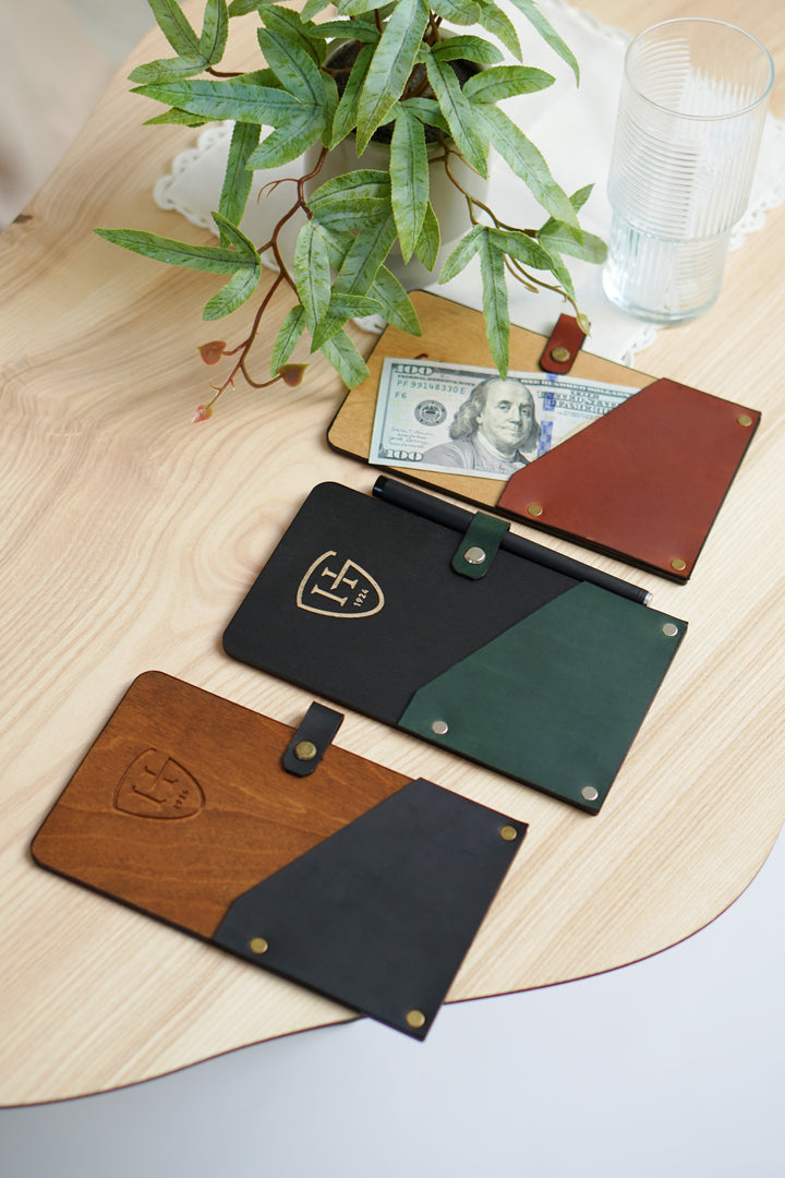 Custom Wood Guest Check Book: Personalized Restaurant Bill Holder