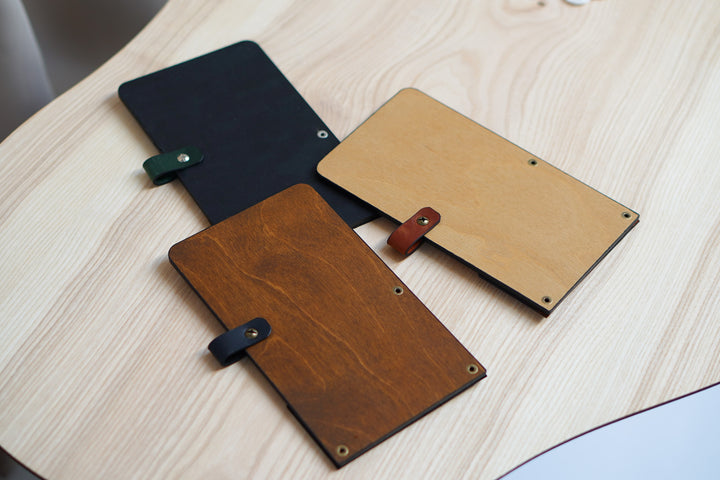 Custom Wood Guest Check Book: Personalized Restaurant Bill Holder