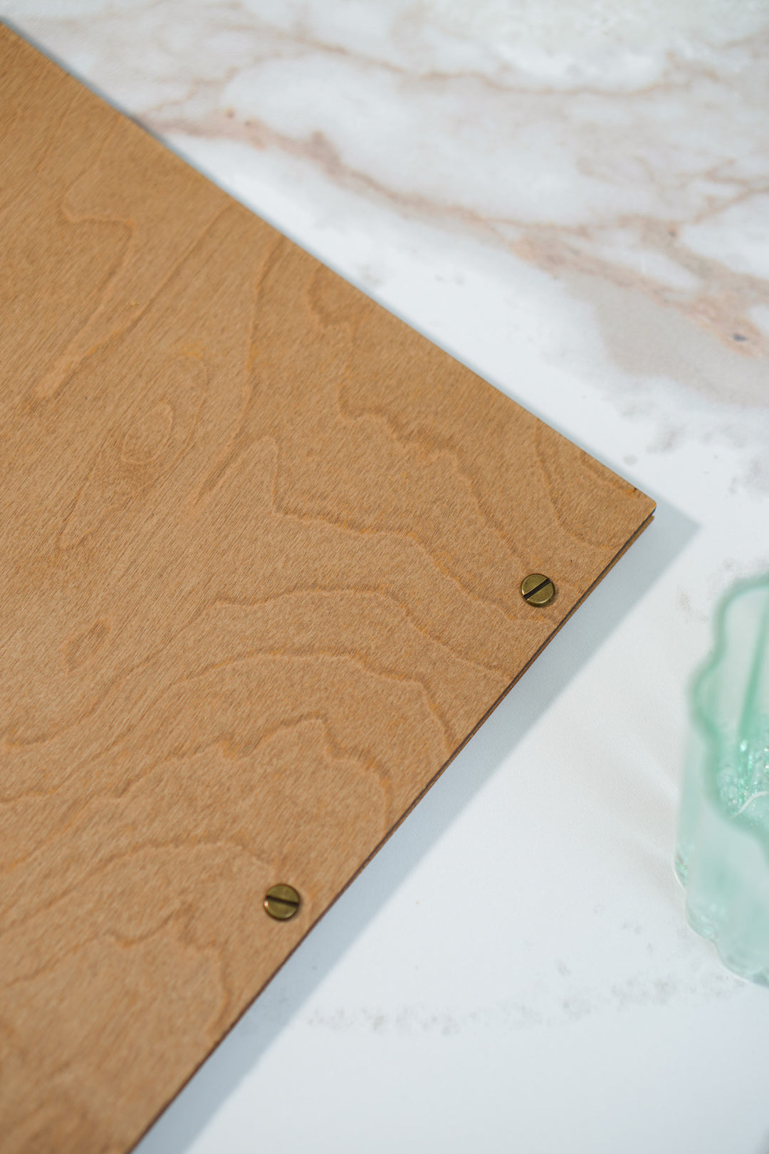 Embossed Logo Leather Menu Holder: Restaurant Menu Folder