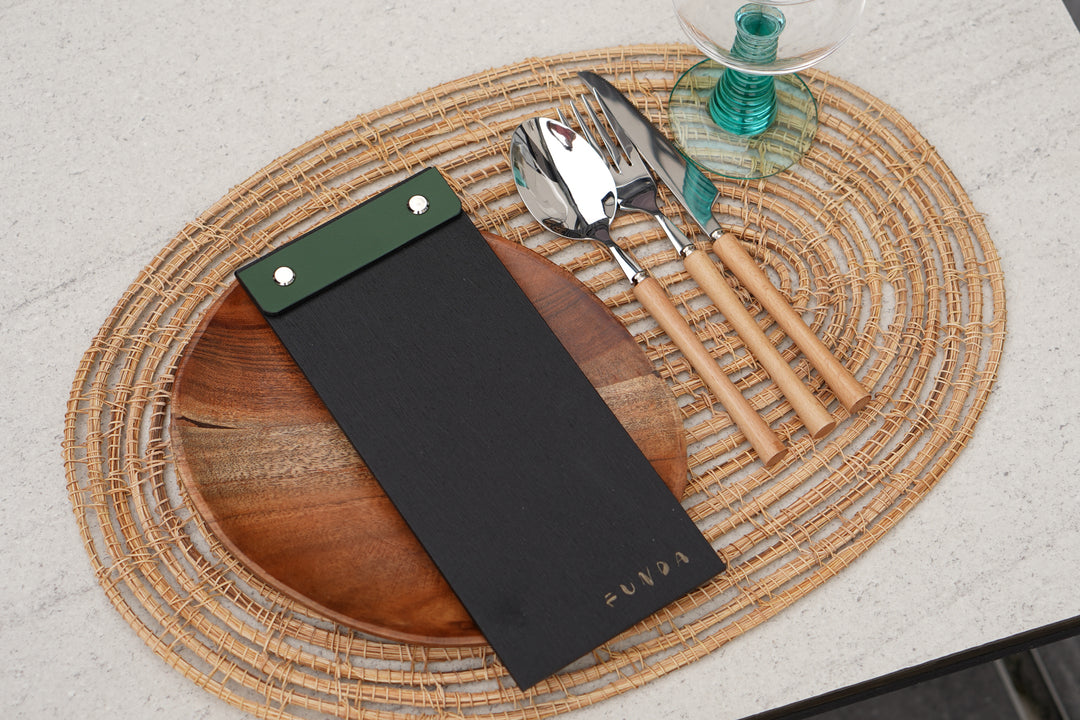 Custom Leather Menu Cover: Wooden Restaurant Menu Holder
