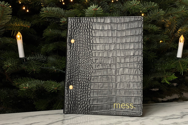 Crocodile Leather Menu Holder: Embossed Restaurant Menu