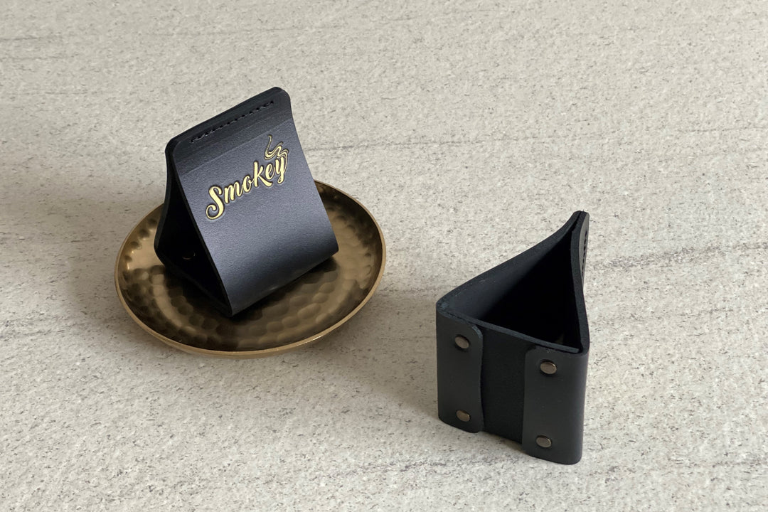 Leather QR Code Menu Sign: Restaurant Tabletop Display